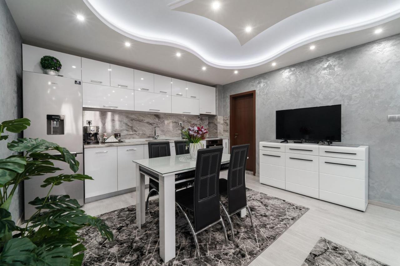 City Apartments - A Brand New Luxury & Comfy 2 Асеновград Екстер'єр фото