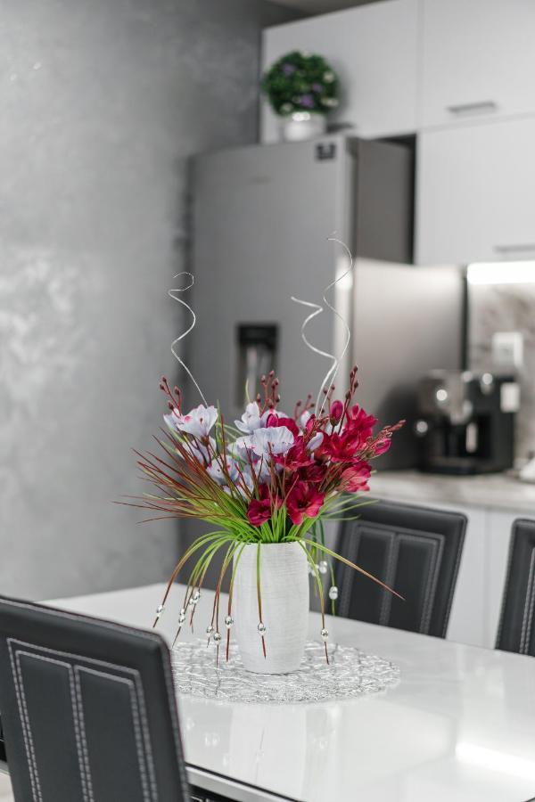 City Apartments - A Brand New Luxury & Comfy 2 Асеновград Екстер'єр фото